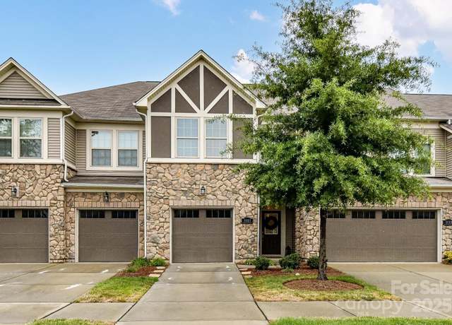 Property at 5663 Garrow Glen Rd, Charlotte, NC 28278, 3 beds, 2.5 baths
