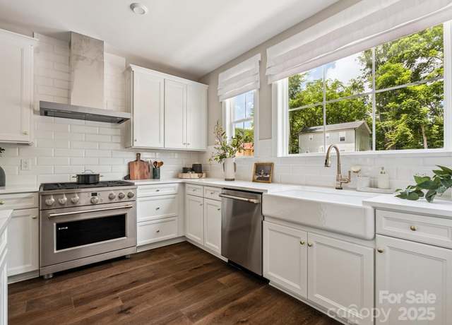 Property at 317 Old Town Village Rd, Waxhaw, NC 28173, 4 beds, 3.5 baths