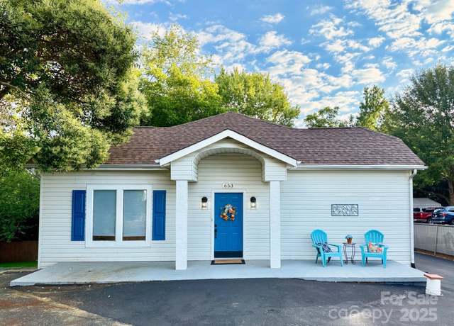 Property at 653 E Main St, Spindale, NC 28160, 3 beds, 1.5 baths