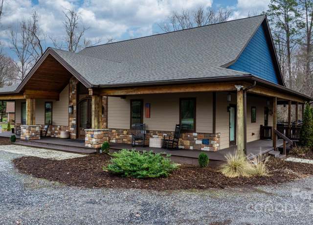 Property at 406 Third Ave NE, Conover, NC 28613, 4 beds, 3 baths