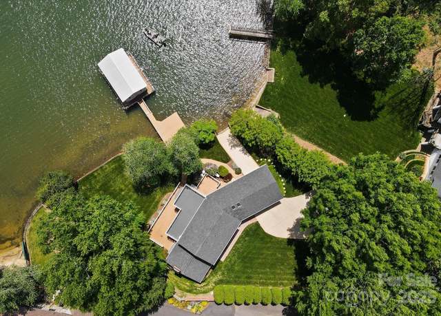Property at 273 Leeward Point Loop #14, Taylorsville, NC 28681, 4 beds, 3 baths