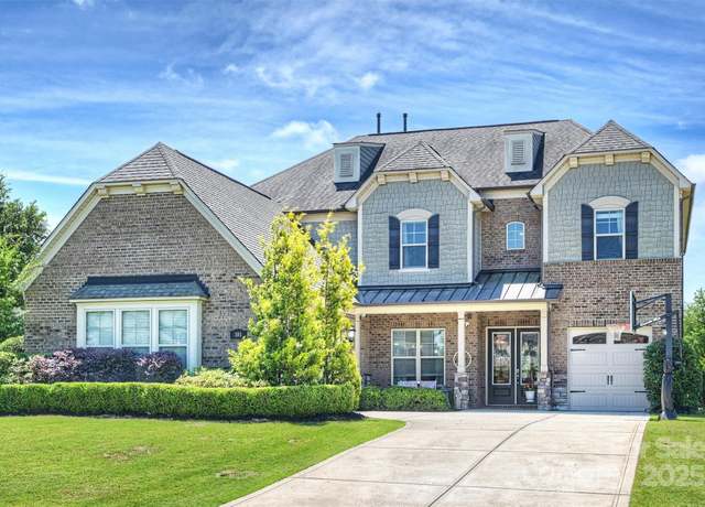 Property at 305 Decanting Ln, Fort Mill, SC 29707, 5 beds, 4 baths