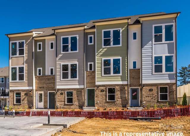 Property at 1104 Bismuth Ln, Charlotte, NC 28211, 3 beds, 3.5 baths
