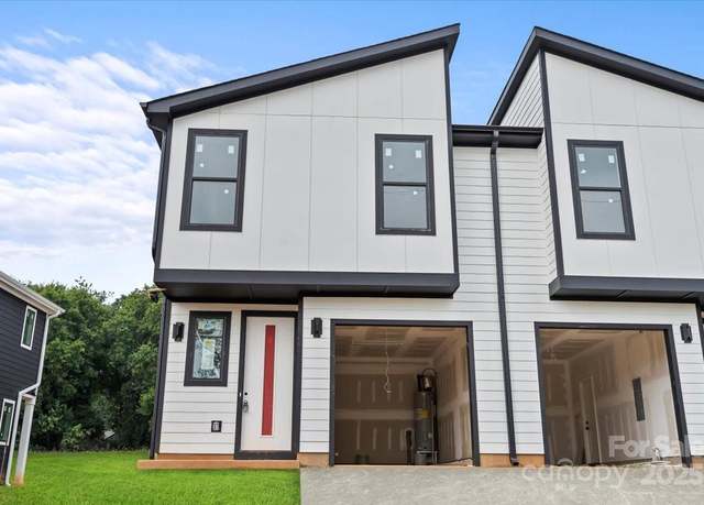 Property at 2512 Elmin St, Charlotte, NC 28208, 3 beds, 2.5 baths