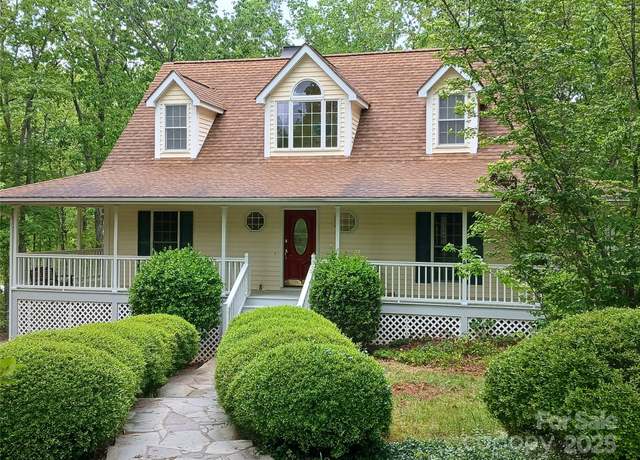Property at 201 Wildberry Ln, Tryon, NC 28782, 3 beds, 2.5 baths
