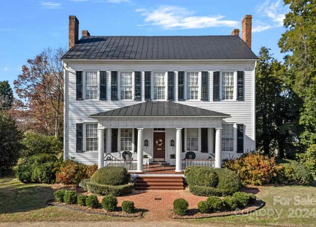 Property at 104 Leslie Loop, Mooresville, NC 28115, 4 beds, 1 bath