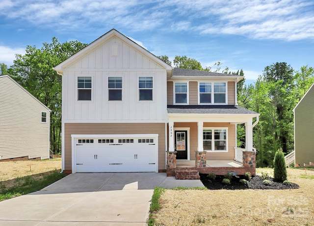 Property at 2902 Woodlands Creek Dr, Monroe, NC 28110, 5 beds, 2.5 baths