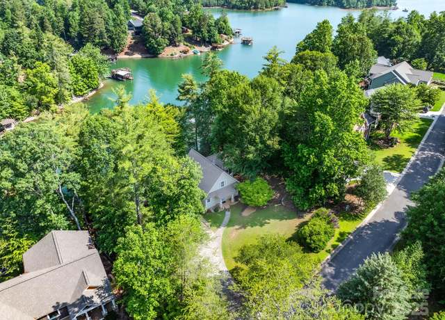Property at 333 Lentz Landing Ln, Nebo, NC 28761, 3 beds, 3 baths