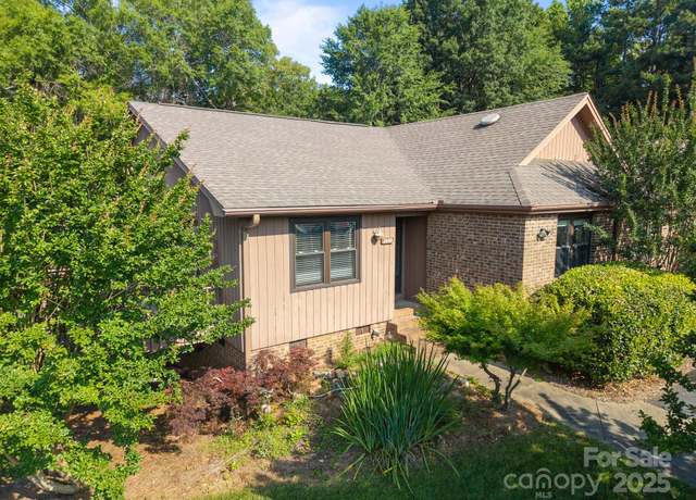 Property at 2680 Heavens Ct, Fort Mill, SC 29715, 2 beds, 1.5 baths