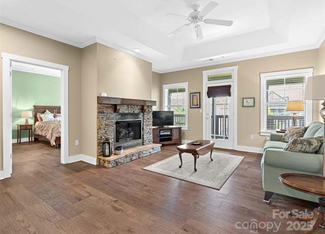 Property at 9 Kenilworth Knl #420, Asheville, NC 28805, 2 beds, 2 baths