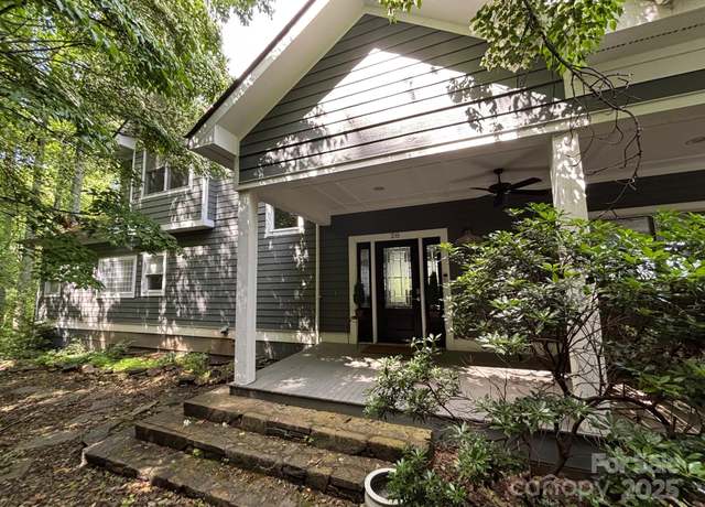 Property at 28 Mountain Vista Dr, Asheville, NC 28804, 3 beds, 5.5 baths