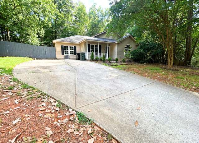 Property at 3051 Dairy Farm Dr, Monroe, NC 28110, 3 beds, 2 baths