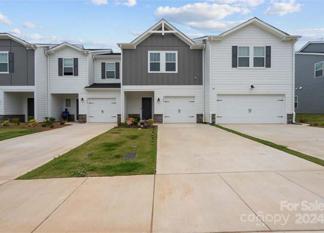 Property at 3850 County Down Ave, Kannapolis, NC 28081, 3 beds, 2.5 baths