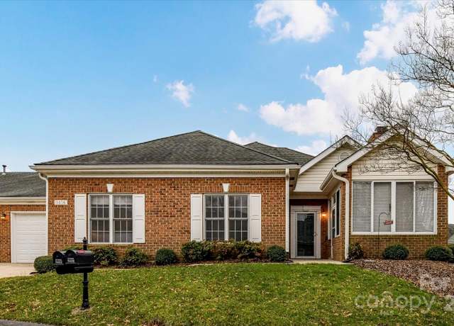 Property at 11406 Olde Turnbury Ct, Charlotte, NC 28277, 3 beds, 2 baths