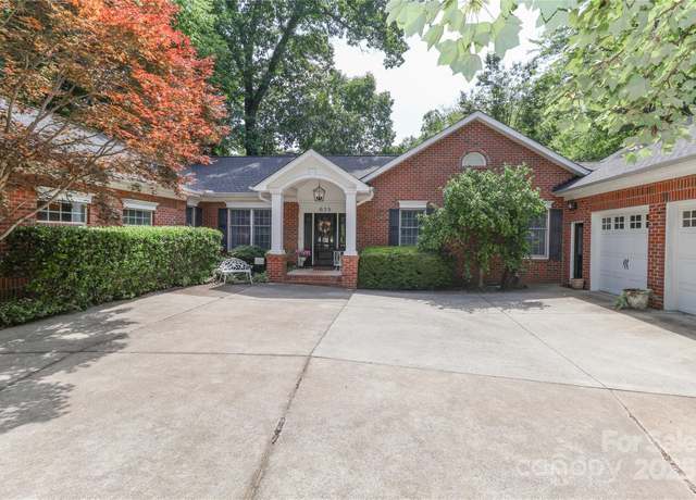 Property at 625 Saint Andrews Rd, Statesville, NC 28625, 5 beds, 6 baths