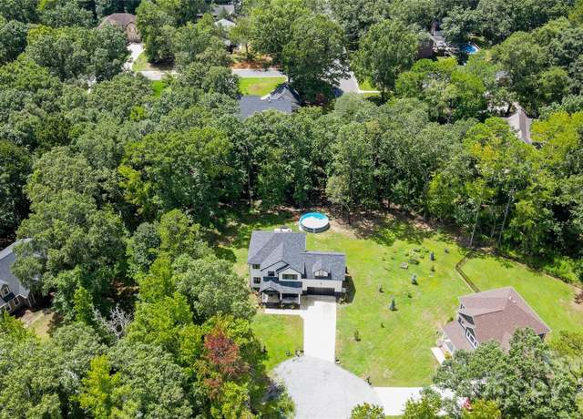Property at 1226 Jamestowne Dr, Monroe, NC 28110, 4 beds, 2.5 baths
