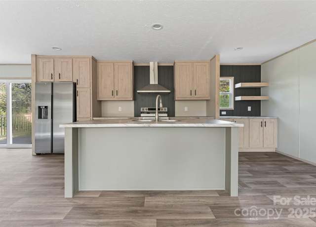 Property at 5989 Kaylas Ridge Rd, Connelly Springs, NC 28612, 3 beds, 2 baths