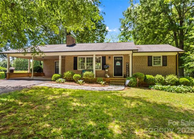 Property at 141 Dunlap Loop, Statesville, NC 28625, 2 beds, 2 baths