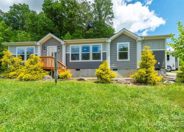 Property at 11 Bartlett Ave, Black Mountain, NC 28711, 3 beds, 2 baths