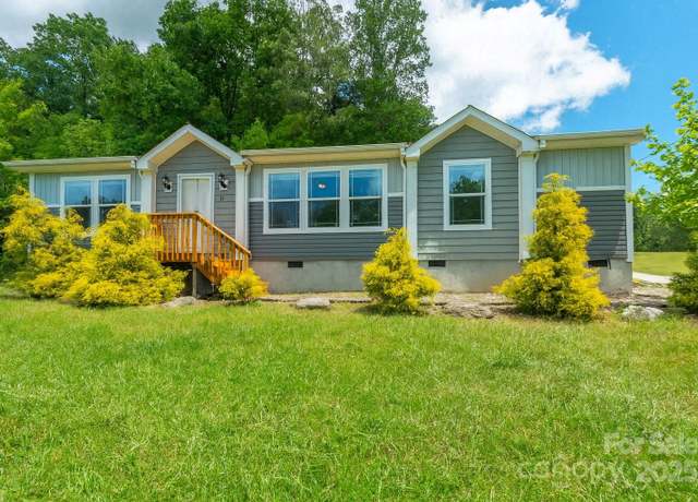 Property at 11 Bartlett Ave, Black Mountain, NC 28711, 3 beds, 2 baths