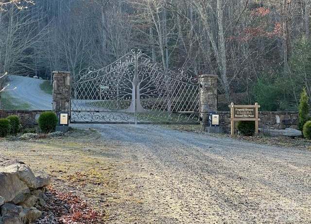 Property at 124 & 125 Large Poplar Trl, Waynesville, NC 28785