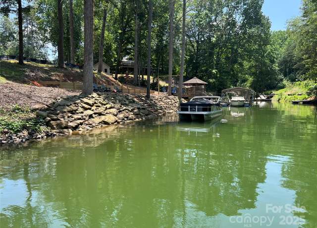 Property at 3748 Landmark Dr, Sherrills Ford, NC 28673
