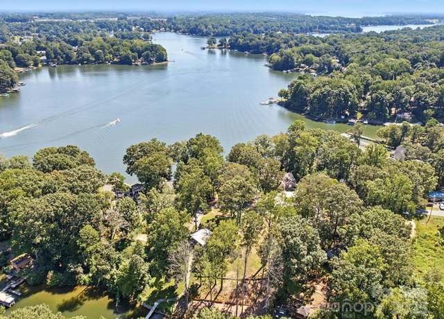 Property at 3748 Landmark Dr, Sherrills Ford, NC 28673