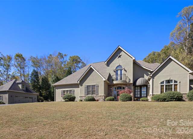 Property at 153 Burge Mountain Rd, Hendersonville, NC 28792, 3 beds, 3.5 baths