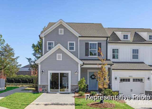 Property at 11311 Magpie Ct #2, Charlotte, NC 28215, 3 beds, 2.5 baths