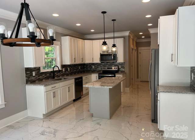 Property at 7221 Static Way #13, Sherrills Ford, NC 28673, 4 beds, 3.5 baths