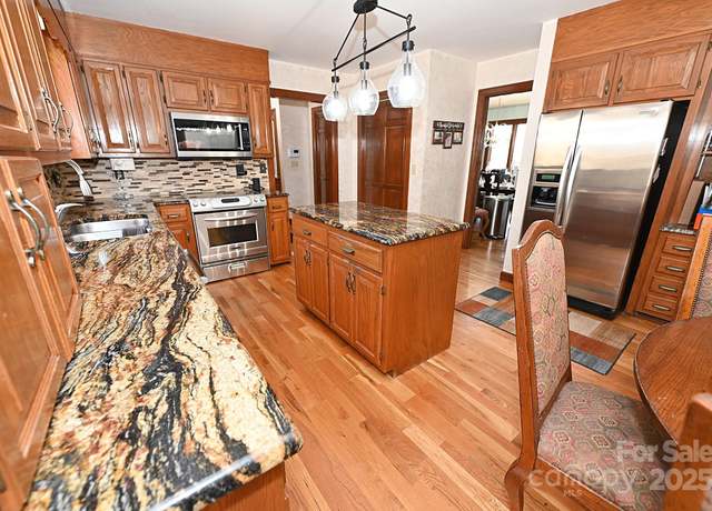Property at 1793 Fairway Dr, Newton, NC 28658, 4 beds, 2.5 baths