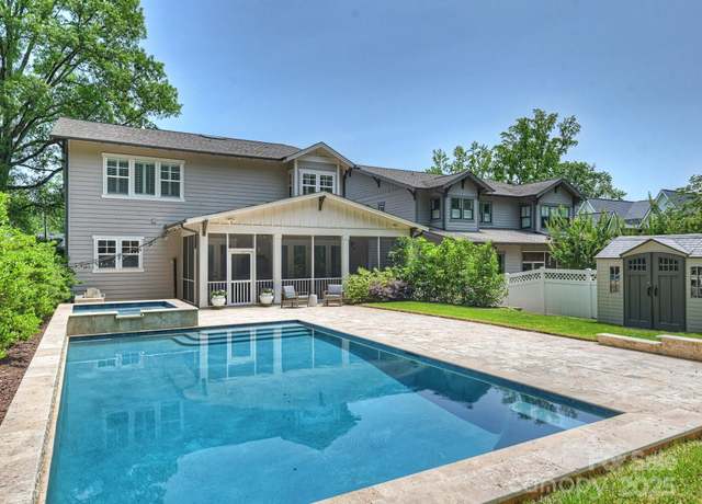 Property at 431 Wonderwood Dr, Charlotte, NC 28211, 6 beds, 5 baths