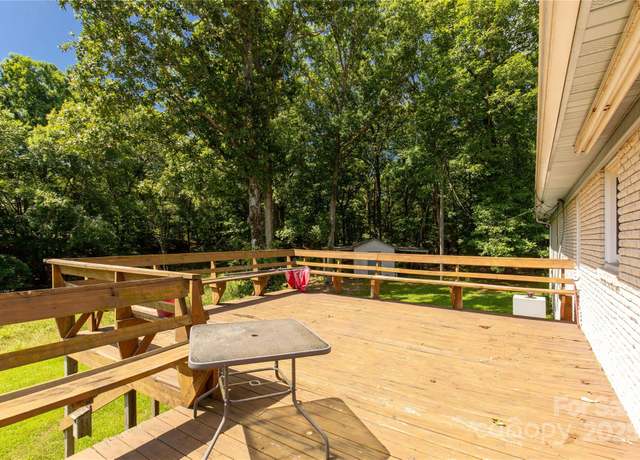 Property at 4330 Rowell Rd, Lancaster, SC 29720, 3 beds, 2 baths