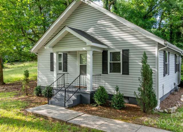 Property at 352 18th Ave NE, Hickory, NC 28601, 2 beds, 1 bath