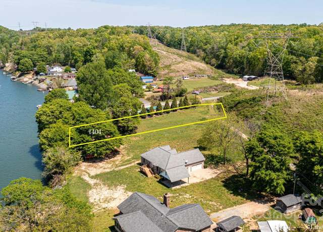 Property at 1404 Hart Rd, Charlotte, NC 28214