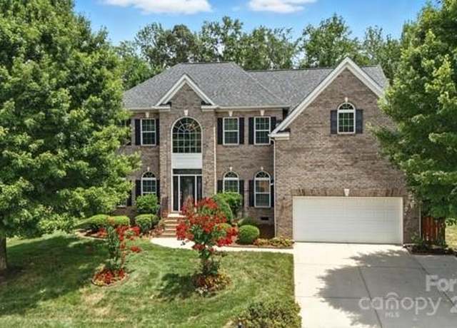 Property at 1362 Rosemont Dr, Fort Mill, SC 29707, 5 beds, 4 baths