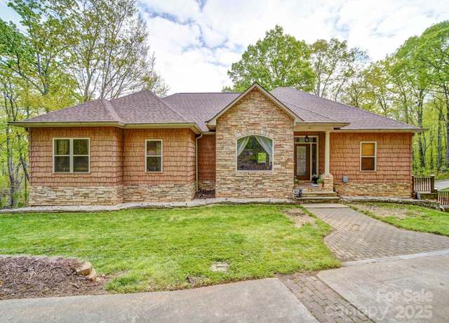 Property at 135 Boulder Ridge Dr, Denton, NC 27239, 3 beds, 3.5 baths