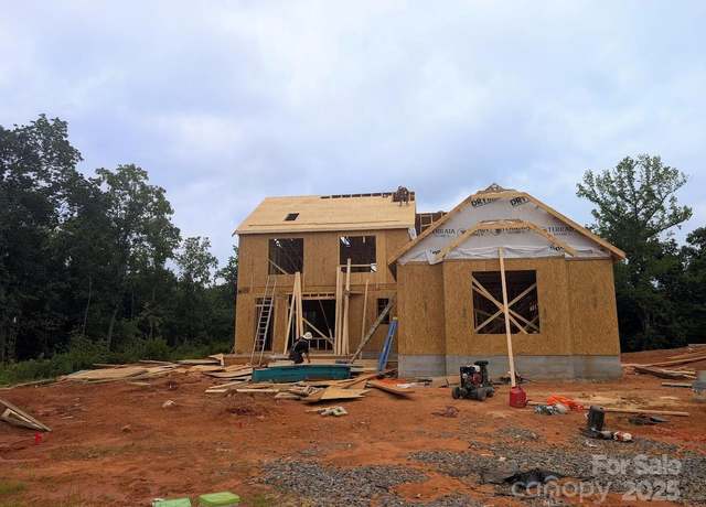 Property at 1324 Copper Leaf Dr, Rock Hill, SC 29732, 4 beds, 3.5 baths