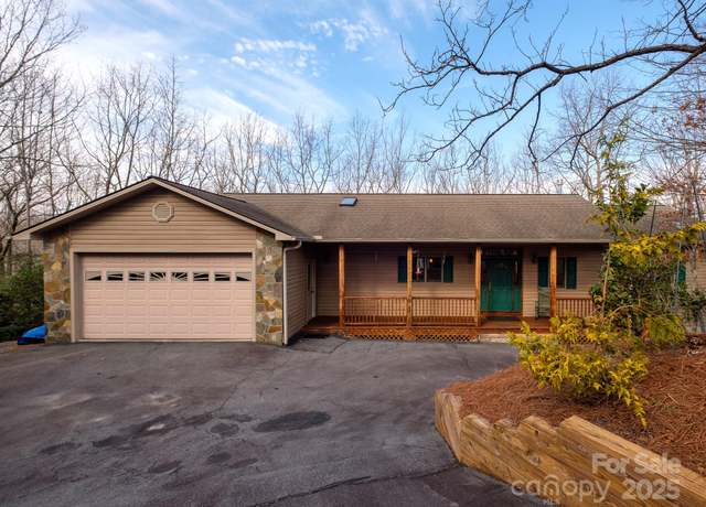 Property at 100 Utsonati Ln, Brevard, NC 28712, 4 beds, 3 baths