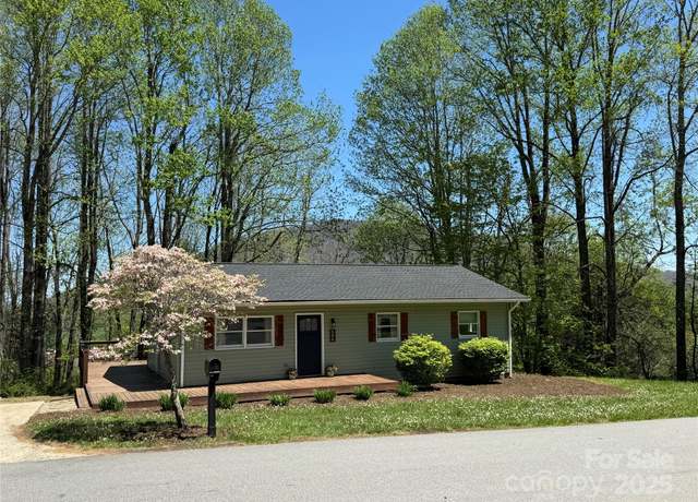 Property at 506 Greenbriar Dr #59, West Jefferson, NC 28694, 3 beds, 1.5 baths