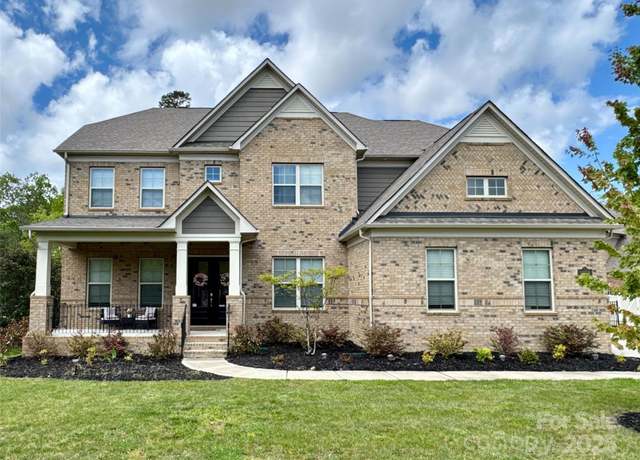 Property at 14018 Promenade Dr, Huntersville, NC 28078, 6 beds, 5 baths