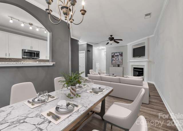 Property at 1915 Travertine Ln, Fort Mill, SC 29708, 3 beds, 2.5 baths