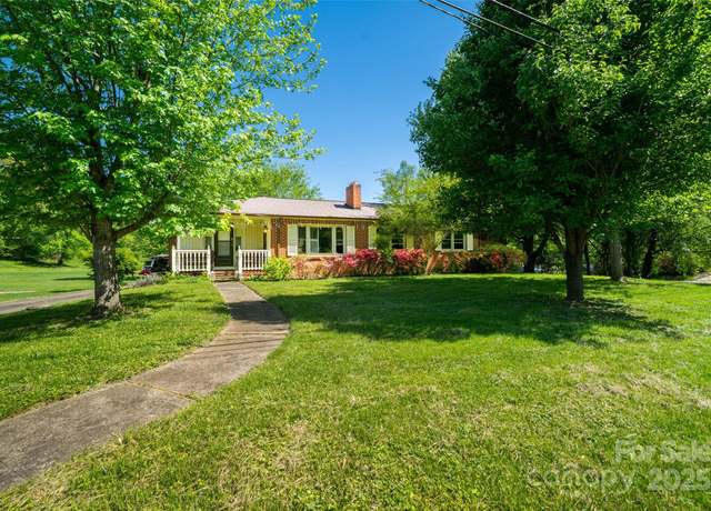 Property at 8061 US 70 Hwy W, Old Fort, NC 28762, 2 beds, 2 baths