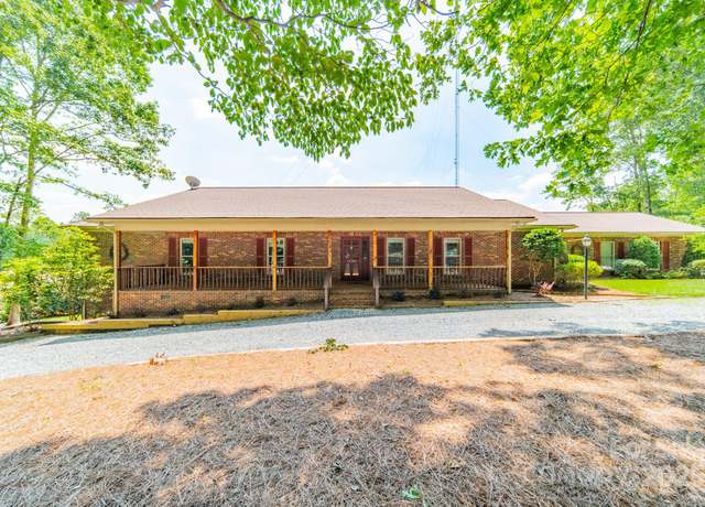 Property at 12705 Caldwell Rd, Charlotte, NC 28213, 4 beds, 3.5 baths