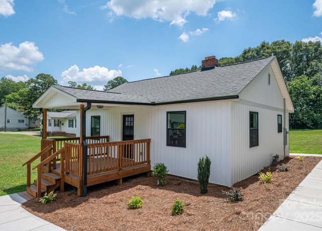 Property at 606 Mauney Ave, Kings Mountain, NC 28086, 2 beds, 1 bath
