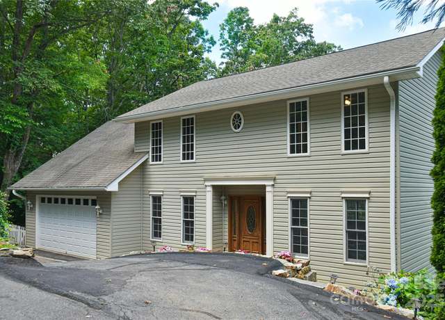 Property at 16 Skyview Ct, Asheville, NC 28803, 4 beds, 3.5 baths
