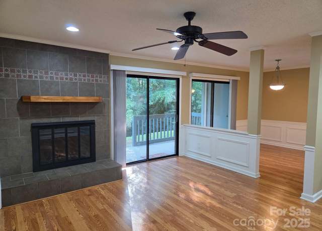 Property at 11102 Harrowfield Rd, Charlotte, NC 28226, 2 beds, 2 baths