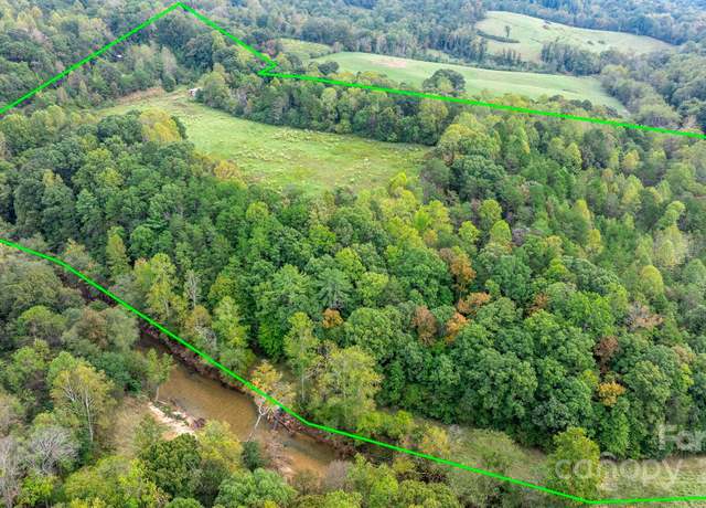 Property at 2295 1st St SE, Hickory, NC 28602