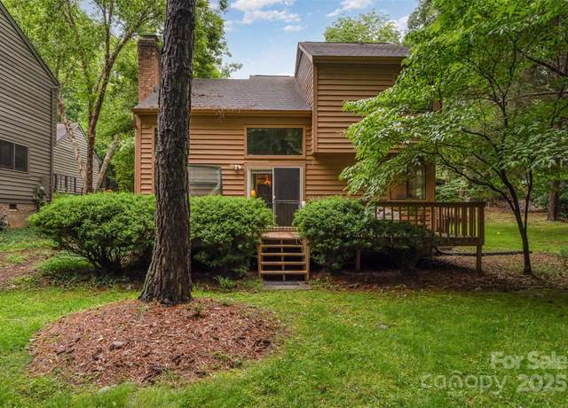 Property at 8968 St Croix Ln, Charlotte, NC 28277, 3 beds, 2 baths