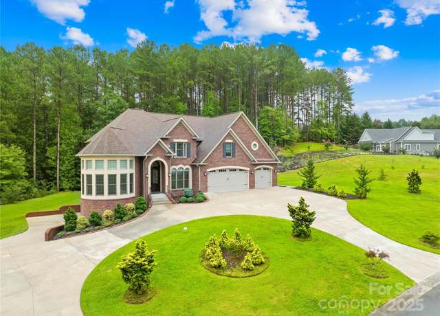 Property at 4 Royal Vista Way, Granite Falls, NC 28630, 4 beds, 6 baths